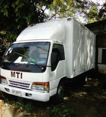 2015 Isuzu Elf good as new for sale 