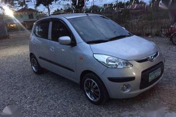 Hyundai i10 2010 AT Silver HB For Sale 