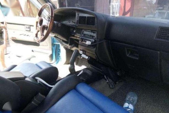 TOYOTA HILUX SURF 2L 4x4 2004 Blue For Sale 