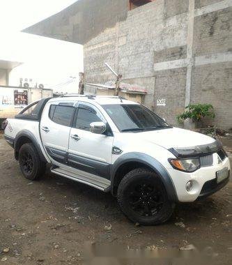 Mitsubishi Strada 2007 for sale 