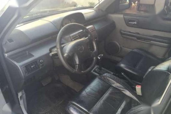 Nissan X-trail 250x 2004 AT 4x4 Black For Sale 