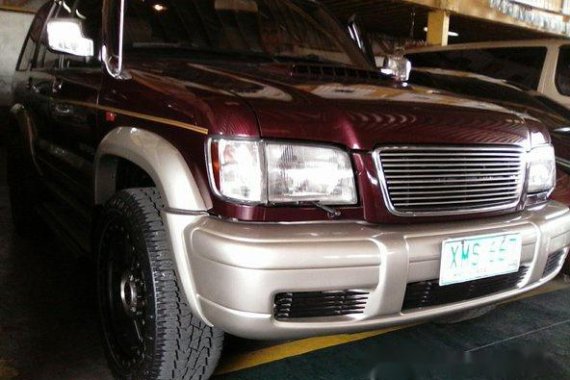 Isuzu Trooper 2003 red for sale