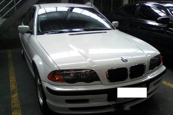 BMW 318i 1998 white for sale