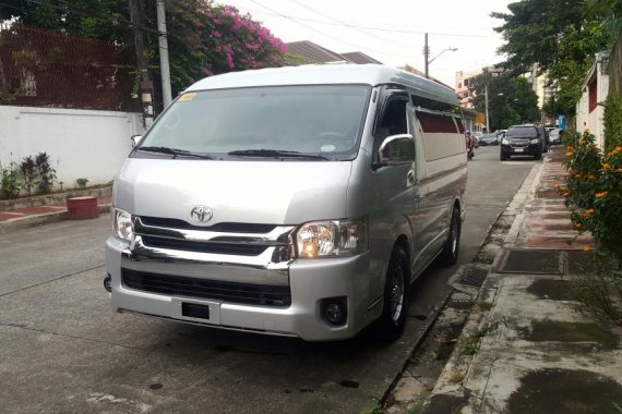 2016 Toyota Hiace Grandia GL Automatic for sale 