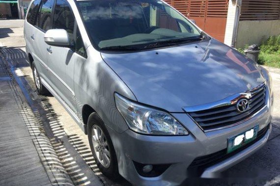 Toyota Innova 2012 silver for sale