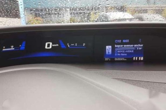 Fresh Honda Civic 1.8 2012 MT Silver For Sale 