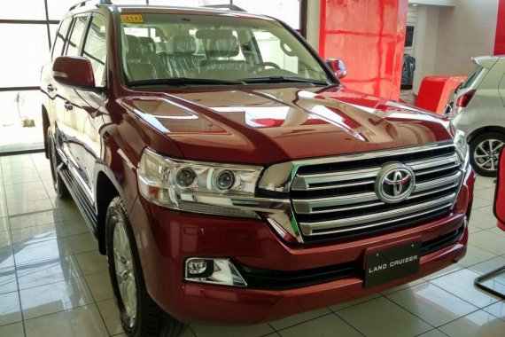 Selling Brand New Toyota Land Cruiser 2019 in Muntinlupa 