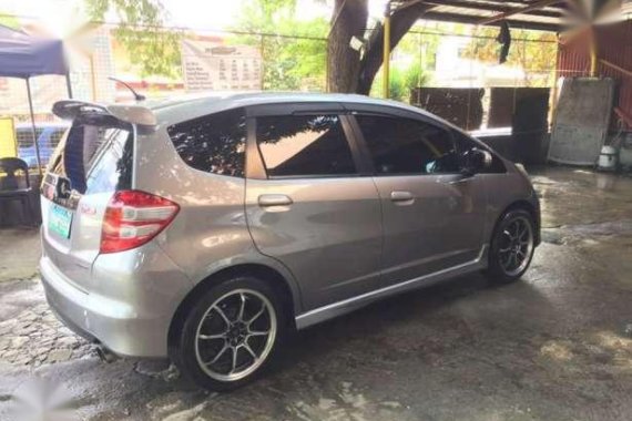 2009 Honda Jazz 1.5 Vtec AT Grey For Sale 