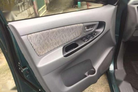 Toyota Innova e matic 2011 FOR SALE