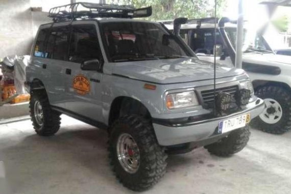 94 Suzuki Vitara SILVER FOR SALE