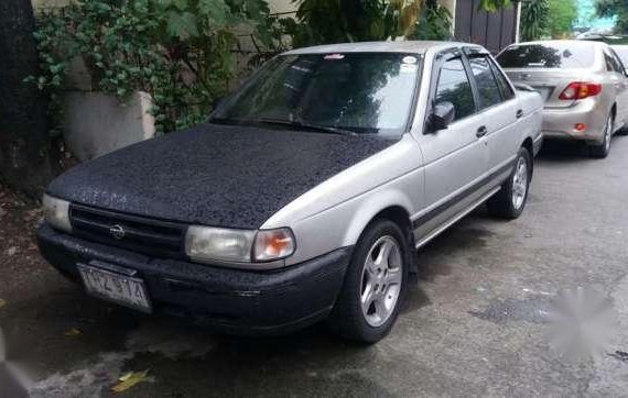 Nissan Sentra LEC 1993 MT Silver For Sale 