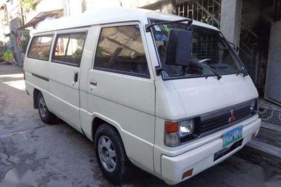 Mistsubishi L300 Versa Van 1995 MT White For Sale 