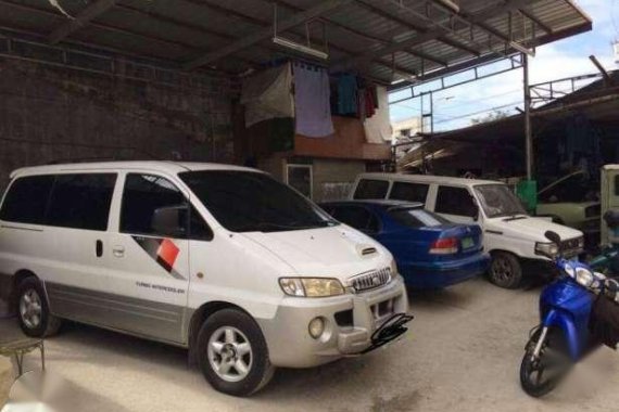Hyundai Starex RV 2002 WHITE FOR SALE