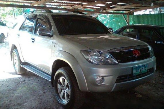 Good as new Toyota Fortuner 2006 for sale in Cebu