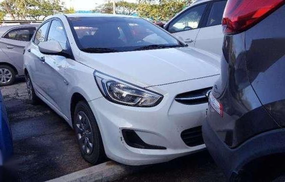 2014 HYUNDAI ACCENT E GAS MT Automobilico SM City BF