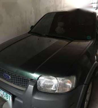 Ford Escape 2004 model AT 4x4 FOR SALE
