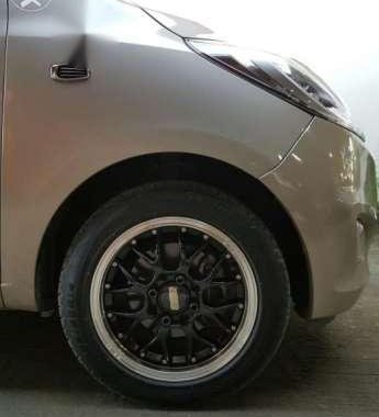 2013 Hyundai i10 LIKE NEW FOR SALE