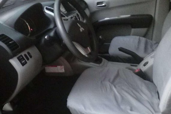 Mitsubishi Strada 2014 for sale