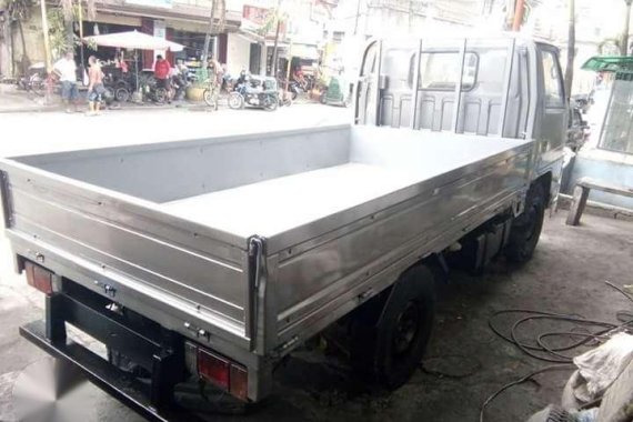 Isuzu Elf truck like new for sale