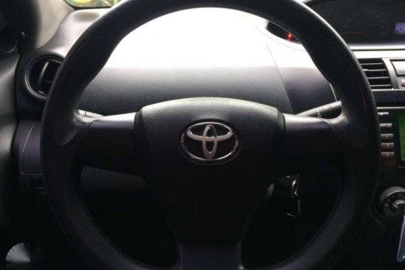 Toyota Vios E 2011 MT Red Sedan For Sale 