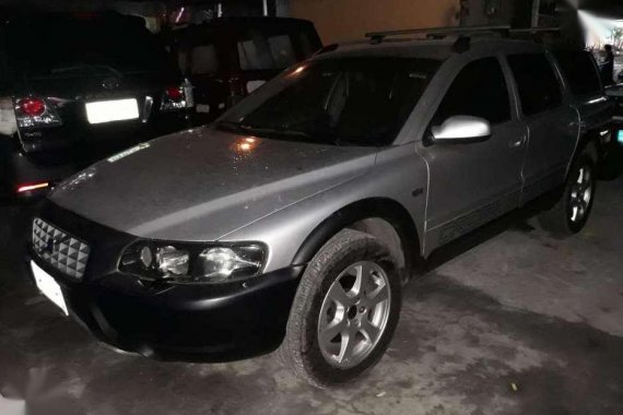 Like new Volvo XC70 AWD 2.5 for sale