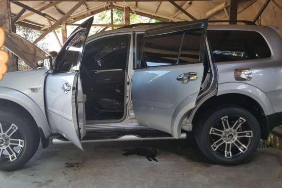 2010 Mitsubishi Montero for sale