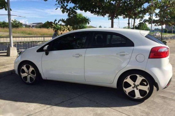 2013 Kia Rio hatchback top of the line for sale