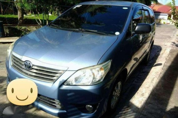 Toyota Innova E 2012 MT blue for sale