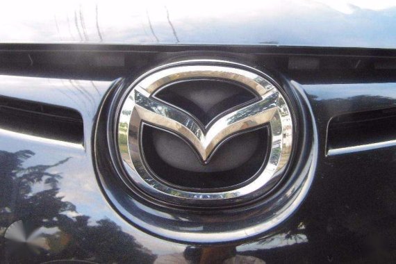 Mazda 2 2011 like new for sale
