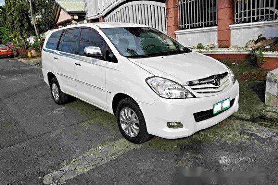 Well-maintained Toyota Innova 2012 for sale 