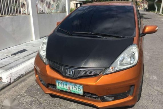 Honda Jazz 1.5 2012 rush sale