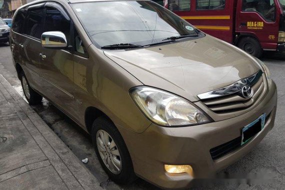 Well-kept Toyota Innova 2010 G A/T for sale in Metro Manila