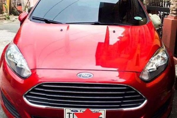 2016 Ford Fiesta red for sale