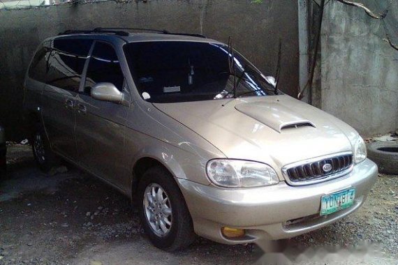 Well-maintained Kia Carnival 2006 for sale 