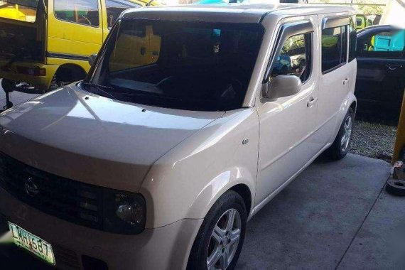 Well kept Nissan Cube 3 for sale