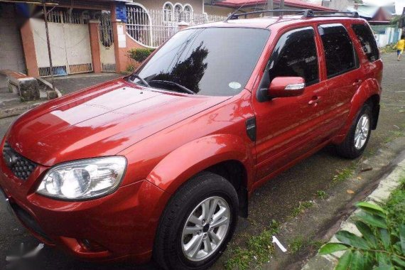 2013 Ford Escape like new for sale