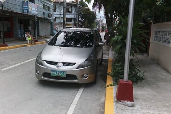 2005 Mitsubishi Grandis for sale