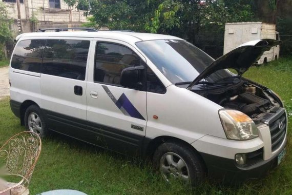 RUSH SALE Hyundai Starex Grx..CRDi 2007 model