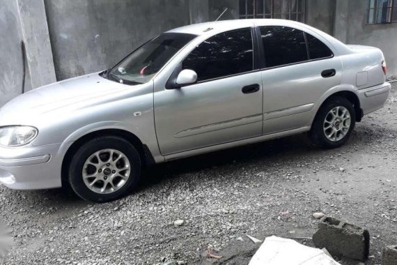 Nissan Exalta Grandeur 2002 MT Silver For Sale 