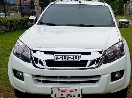 Isuzu Dmax 2016 4*4 white for sale