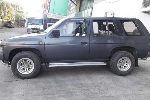 Nissan Terrano 4x4 AT Gray SUV For Sale 