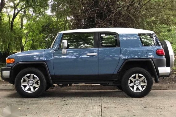 2016 Toyota FJ Cruiser 4x4 AT for sale