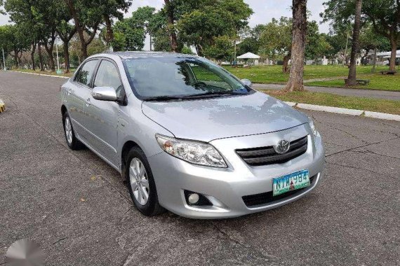 2010 Toyota Corolla Altis G AT Silver For Sale 