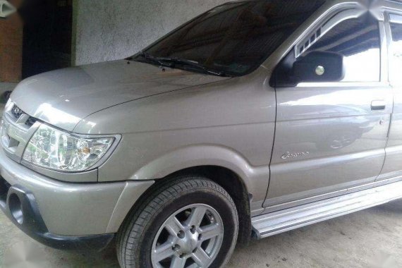 Isuzu Crosswind xt 2006 for swap sa xuv/innova