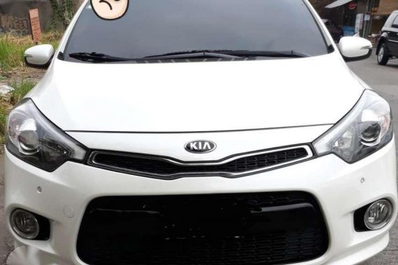 Kia Forte Coupe 2.0 Gas AT White For Sale 