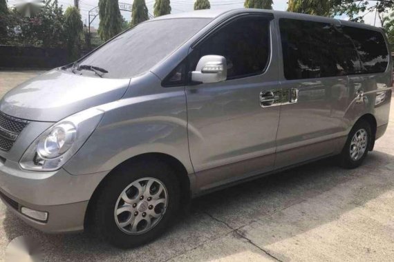 Hyundai Grand Starex Gold 2014 Gray For Sale 