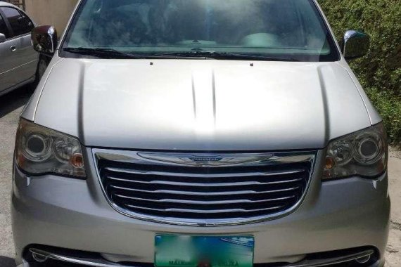 2012 Chrysler Town & country for sale