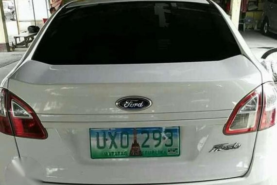 2013 Ford Fiesta white for sale