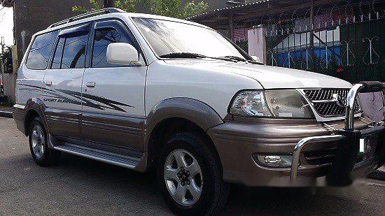 Well-maintained Toyota Revo 2004 for sale