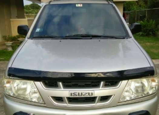 Isuzu Crosswind 2005 silver for sale